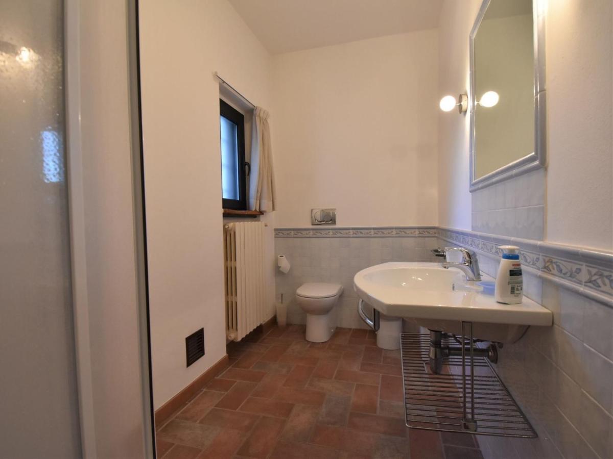 Apartment La Corte Bricca - Trilo B By Interhome Castana  Eksteriør billede